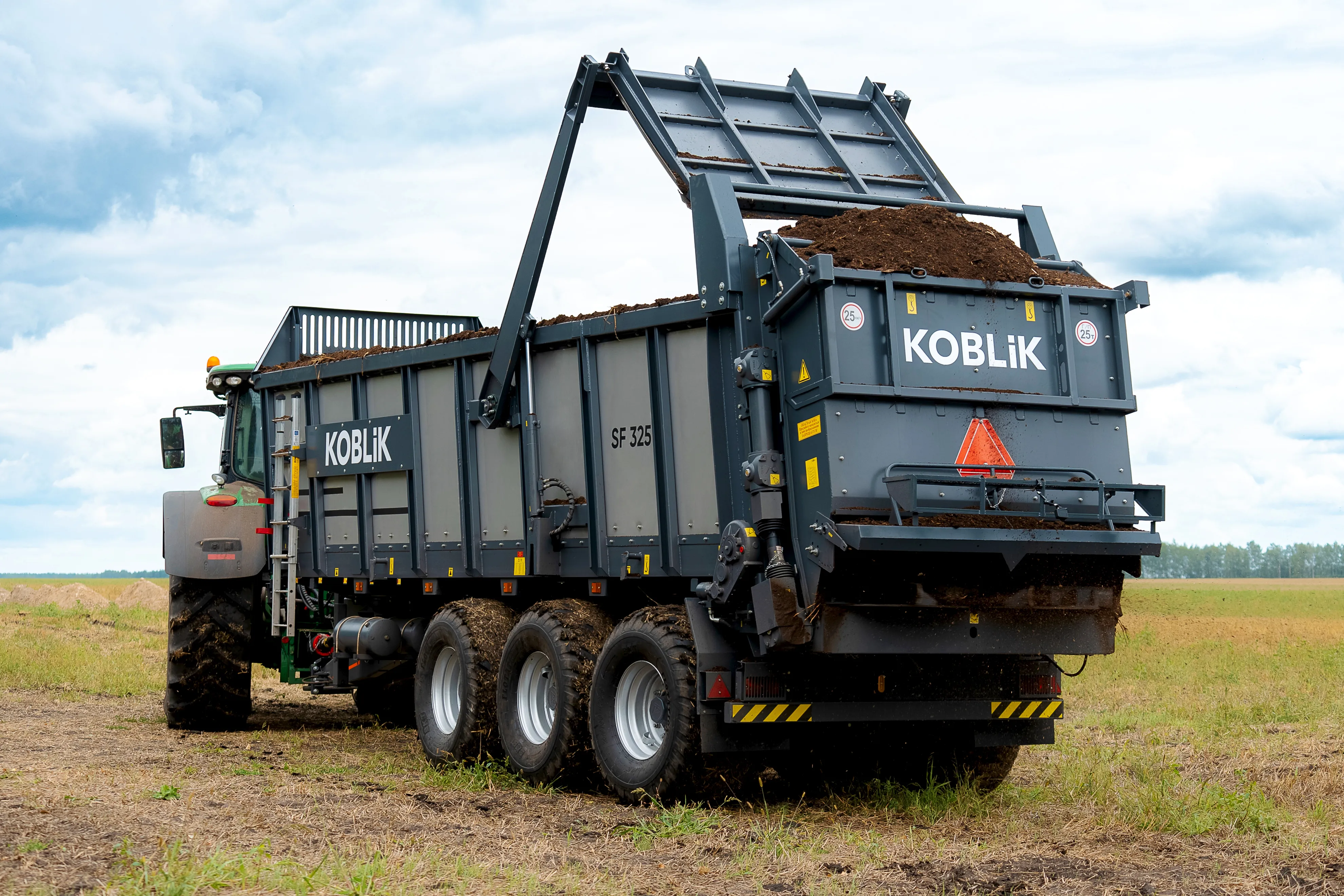 Многоосные разбрасыватели SF